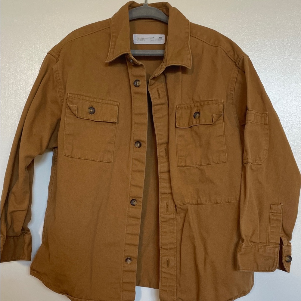 Zara kids tan chore shirt (size 6)